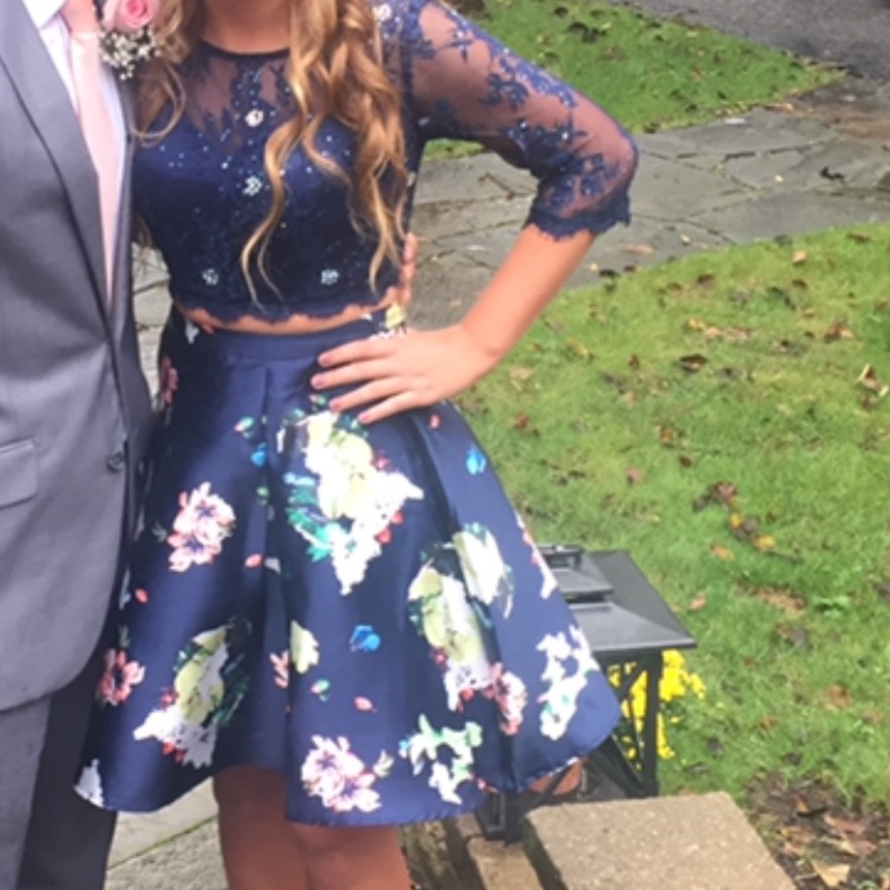 Beautiful 2 piece navy dress!